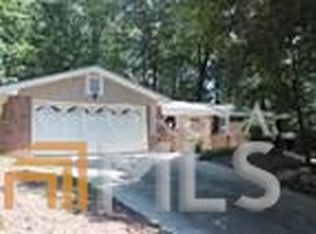 554 Heathrow Way, Stone Mountain, GA 30087
