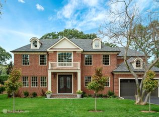 7 Mayfair Ln, Manhasset, NY 11030