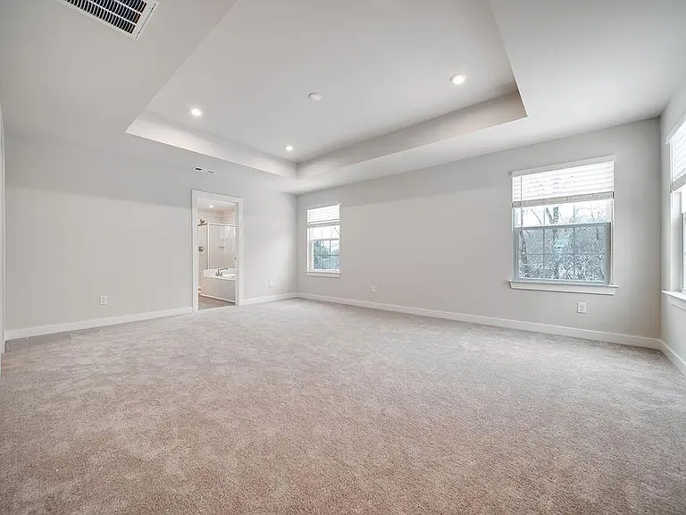 1124 Watermark Way — Photo 8