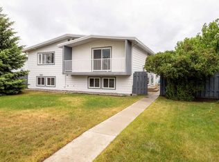 269 Laval Blvd W #2, Lethbridge, AB T1K 4E2
