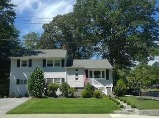 86 Linden Ave, Red Bank, NJ 07701