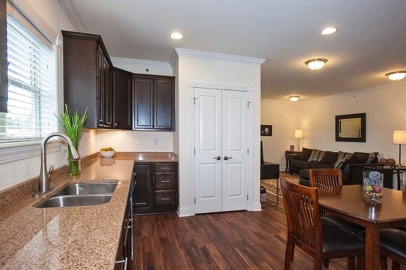 Open Kitchen