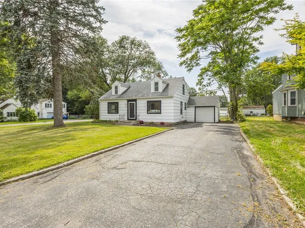 423 Howard Rd, Rochester, NY 14606
