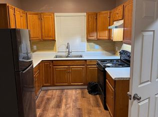 24 Newbury St #1, Worcester, MA 01609