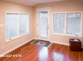 542 Mountain View Ave, Mountain View, CA 94041