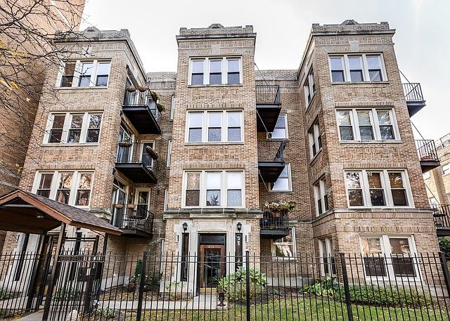 1st image of 1633 W Pratt Blvd APT 1N