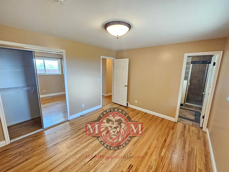 7006 S 1620 E — Photo 14