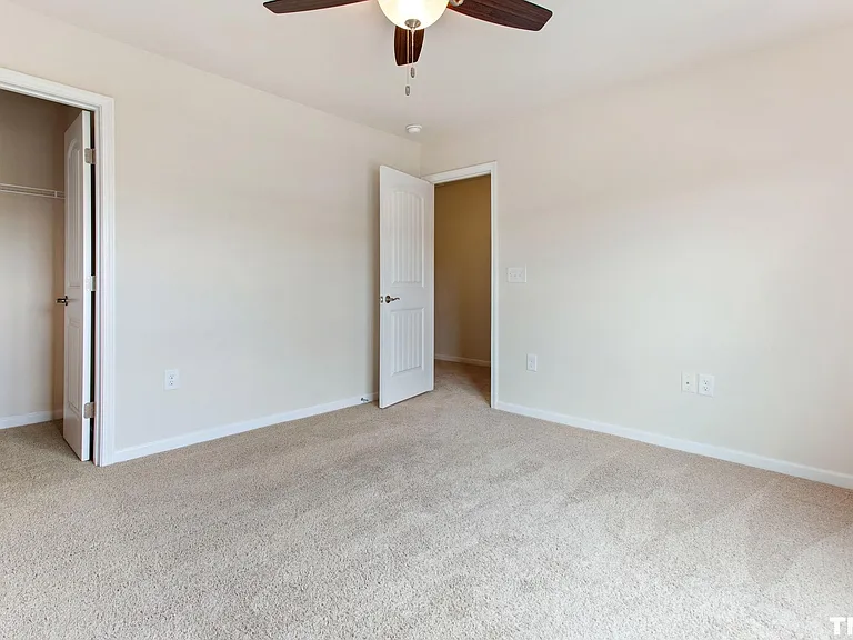 224 Lynchwick Ln — Photo 25