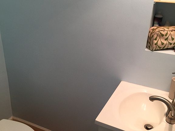 1st Fl Half Bath