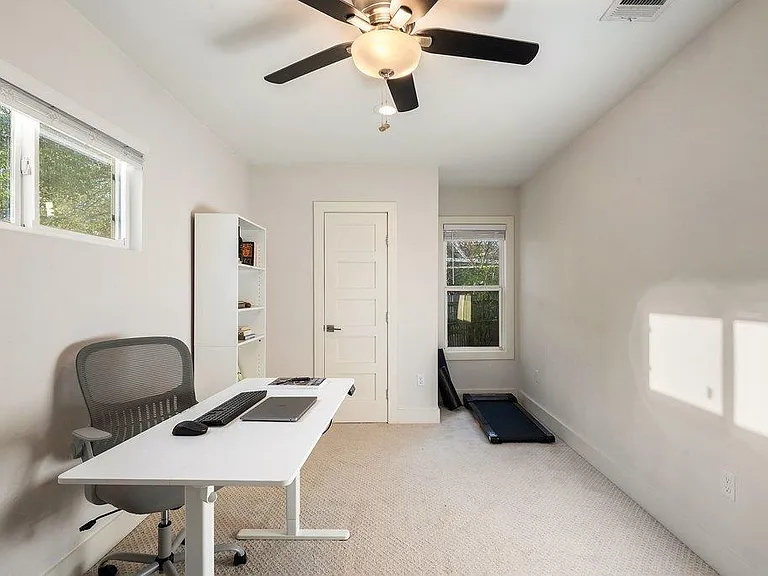 2702 Crest Ave #1 — Photo 26