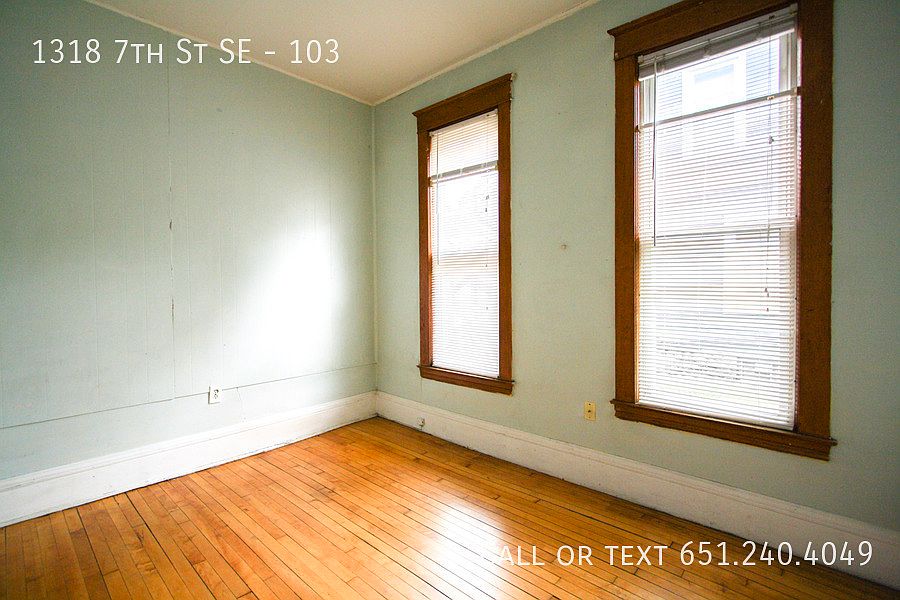 1st image of 1318 7th St SE #103