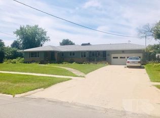 1202 S Main St, Clarion, IA 50525