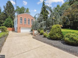 13601 Valley Dr, Rockville, MD