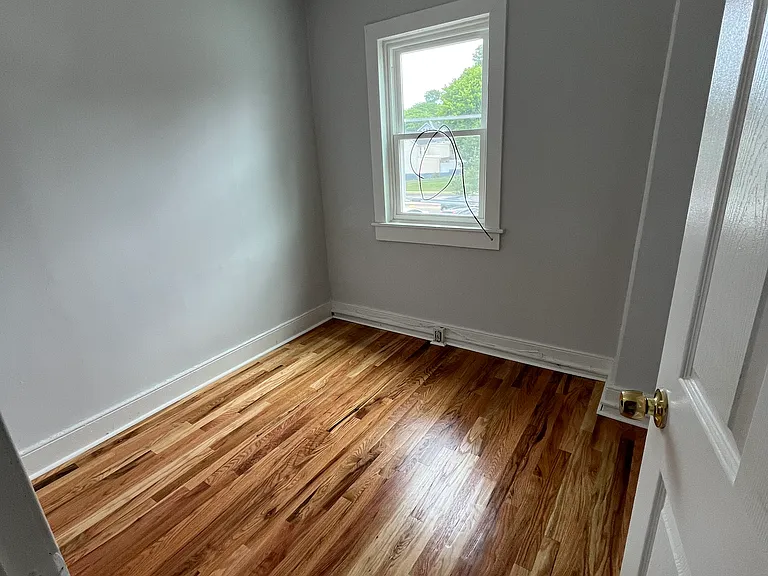 214-216 W Madison St #217 — Photo 12