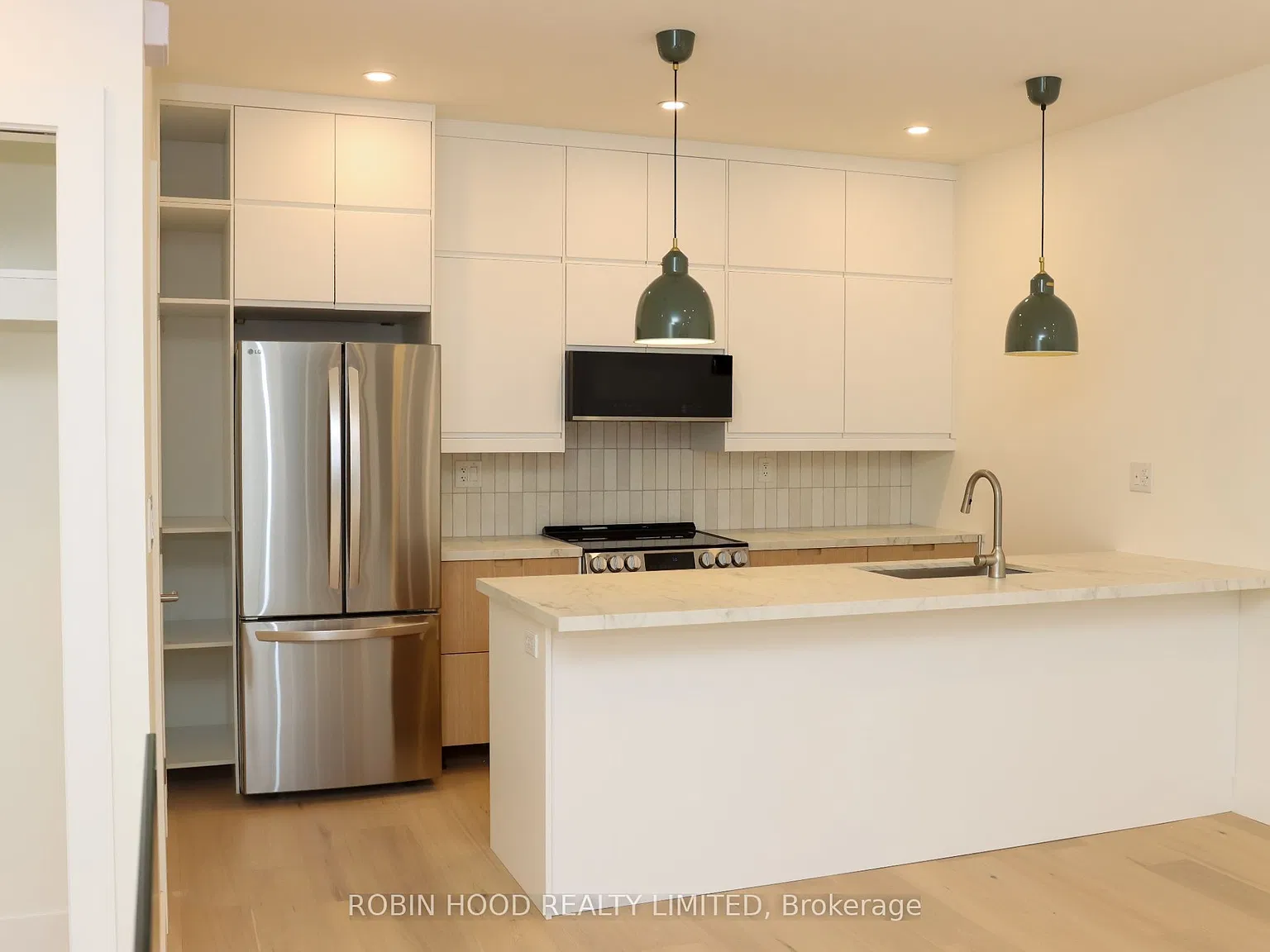 247 Pacific Ave — Photo 2
