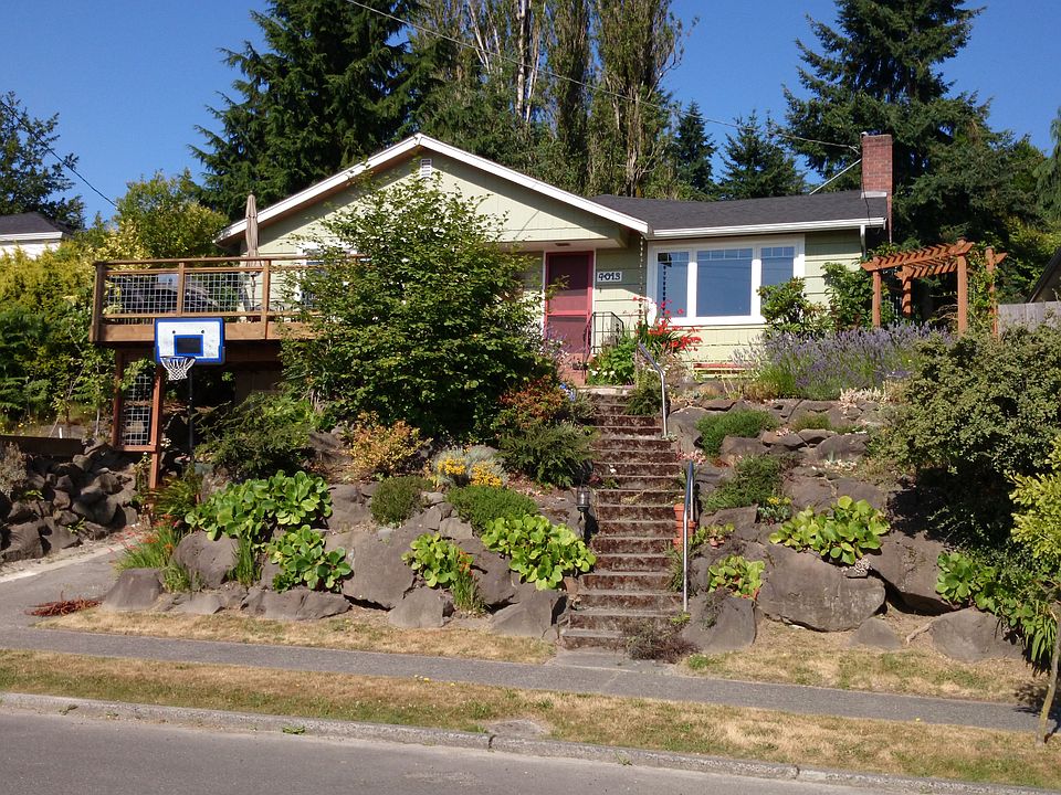 2nd image of 4013 24th Pl S