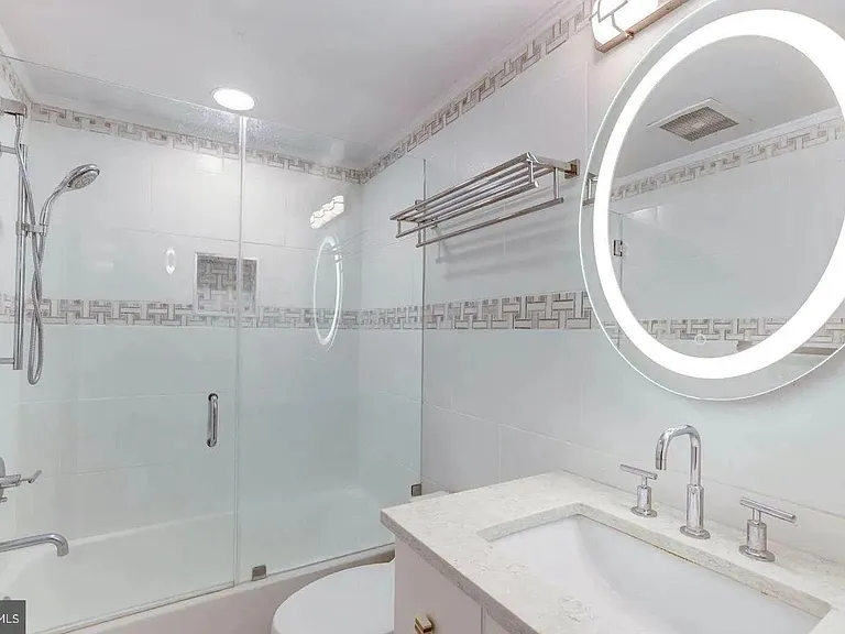1530 Key Blvd #906 — Photo 14