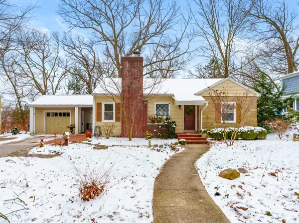 1737 Greenlawn Ave, Kalamazoo, MI 49006