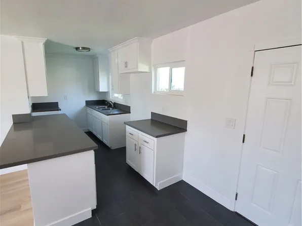 246 E 87th Pl, Los Angeles, CA 90003