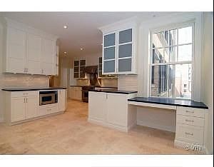 4th image of 220 E Walton Pl #4-W