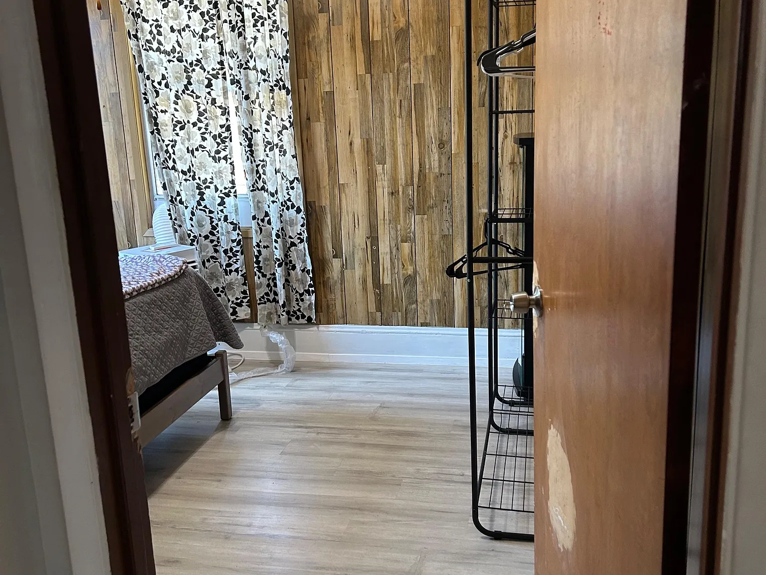 4 bed, 1.0 bath, 1500 sqft, $1,213 — Photo 4