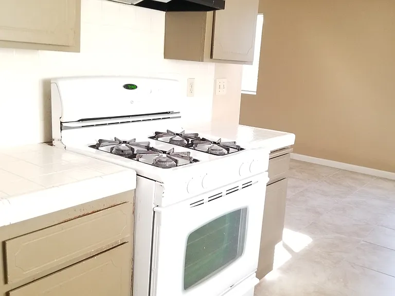 11091 Cholla Ave — Photo 6