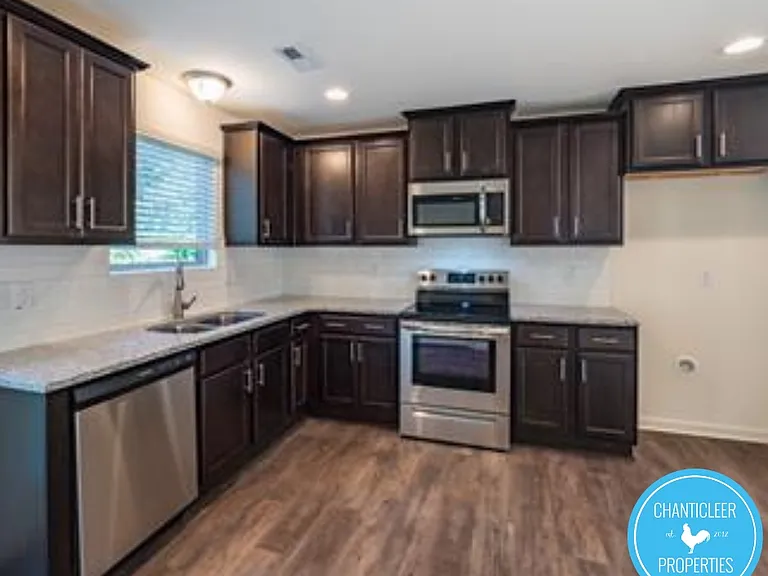 231 Socket St #1 — Photo 6