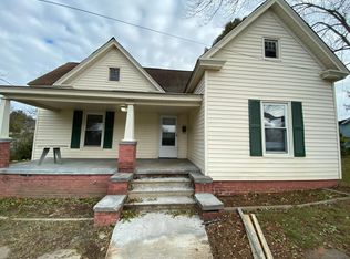 711 Washington St, Graham, NC 27253