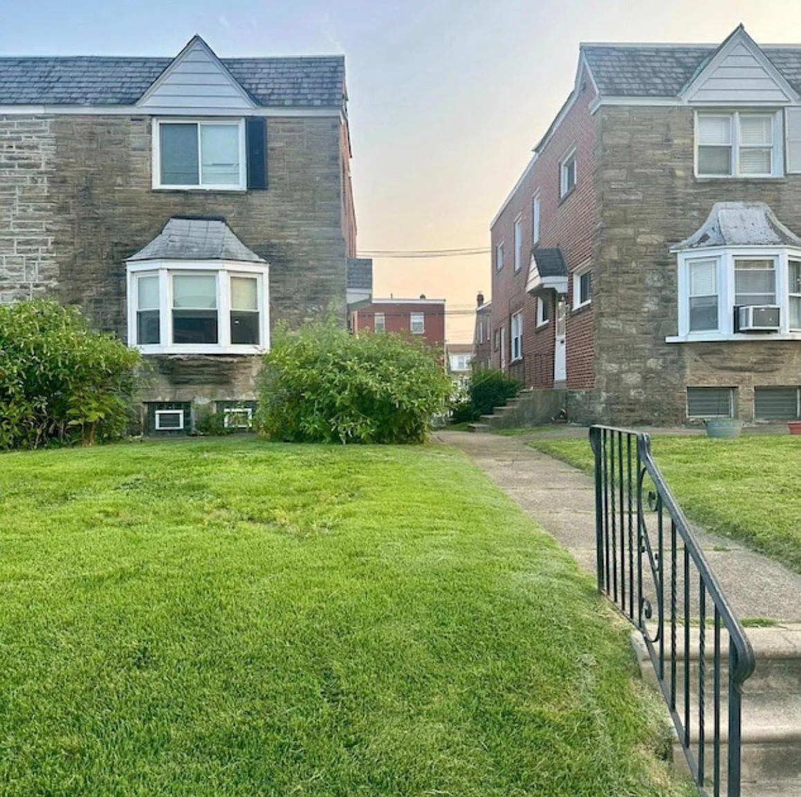 3 bed, 1.5 bath, 1344 sqft, $2,600 — Photo 1