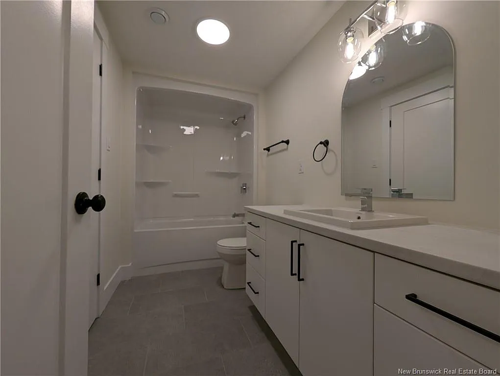 1 bed, 1.0 bath, 715 sqft, $1,150 — Photo 3
