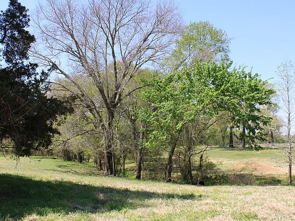 3rd image of 4511 County Road 4511