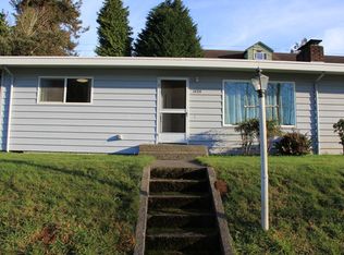 93583 Lookout Ln SPC 4, Coos Bay, OR 97420