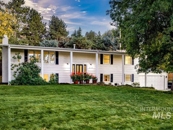 533 E Curling Dr, Boise, ID 83702