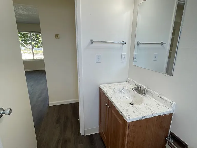 Welcome to Tamarack Gardens! Located in the heart of Sunnyvale — Photo 15