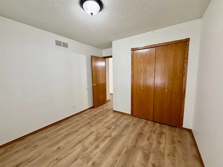 2315 N Brandon Cir — Photo 13