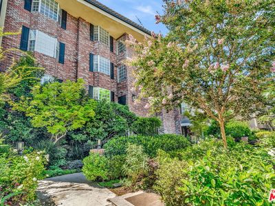 14106 Dickens St APT 102, Sherman Oaks, CA, 91423