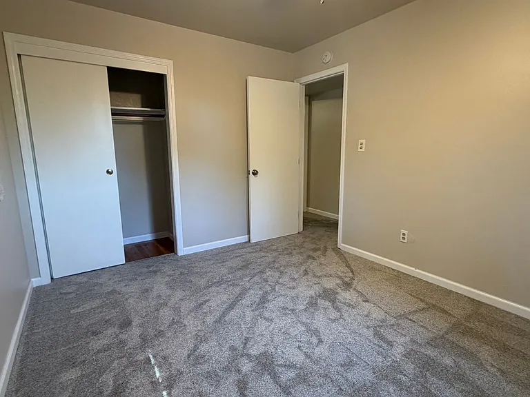 3404 Marshall Ave — Photo 28