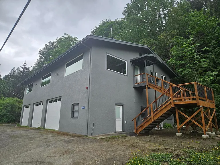 705 W Lake Samish Dr — Photo 37
