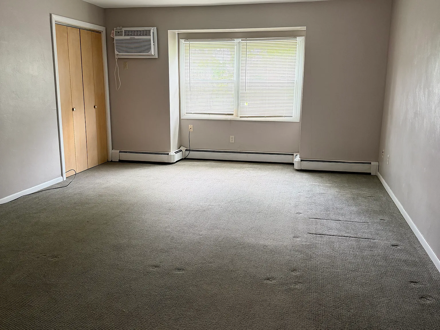 2 bed, 510 sqft, $900 — Photo 2