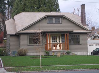 3215 NE Knott St, Portland, OR 97212