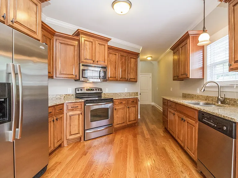 1067 Windtree Trce — Photo 8