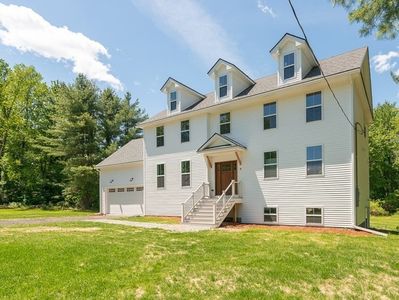 12 Willow St, Pepperell, MA, 01463
