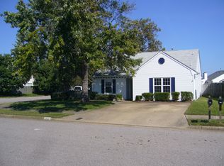 1096 Casanova Dr, Virginia Beach, VA 23454