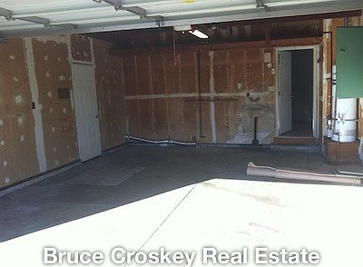 4th image of 268 Olympia Dr
