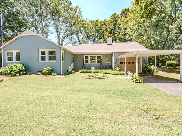 4847 Taylorsville Hwy, Stony Point, NC 28678