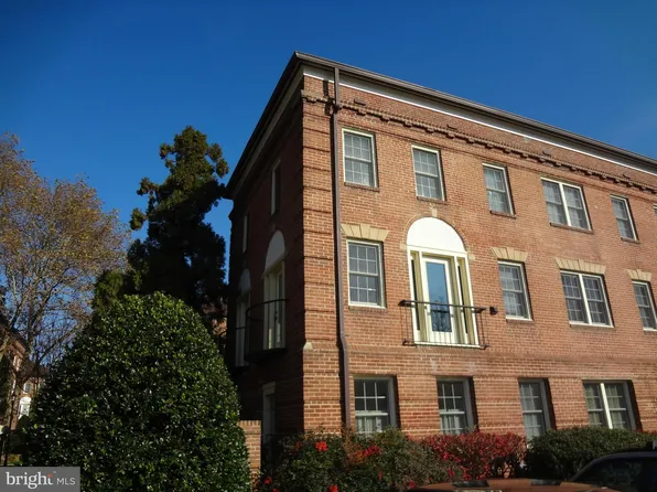 1109 N Pitt St APT 2A, Alexandria, VA 22314