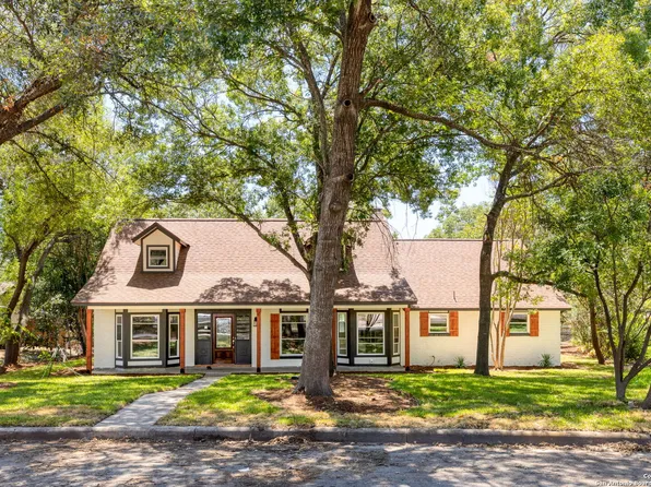 922 MOUNT RAINIER DR, San Antonio, TX 78213