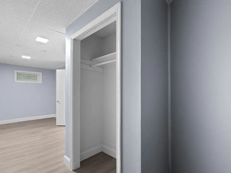 61 Revere St — Photo 10