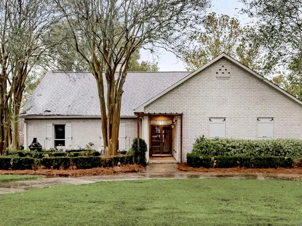 13725 Briarlake Ave, Baton Rouge, LA 70809