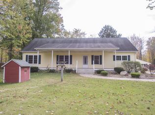 2936 E Baker Rd, Midland, MI 48642